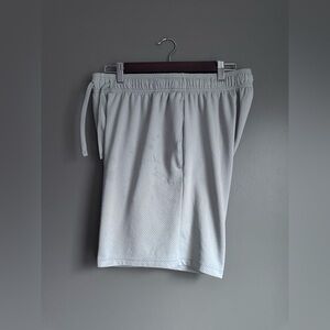 Athletic Works Men’s Active Mesh Shorts – Gray – Size Medium